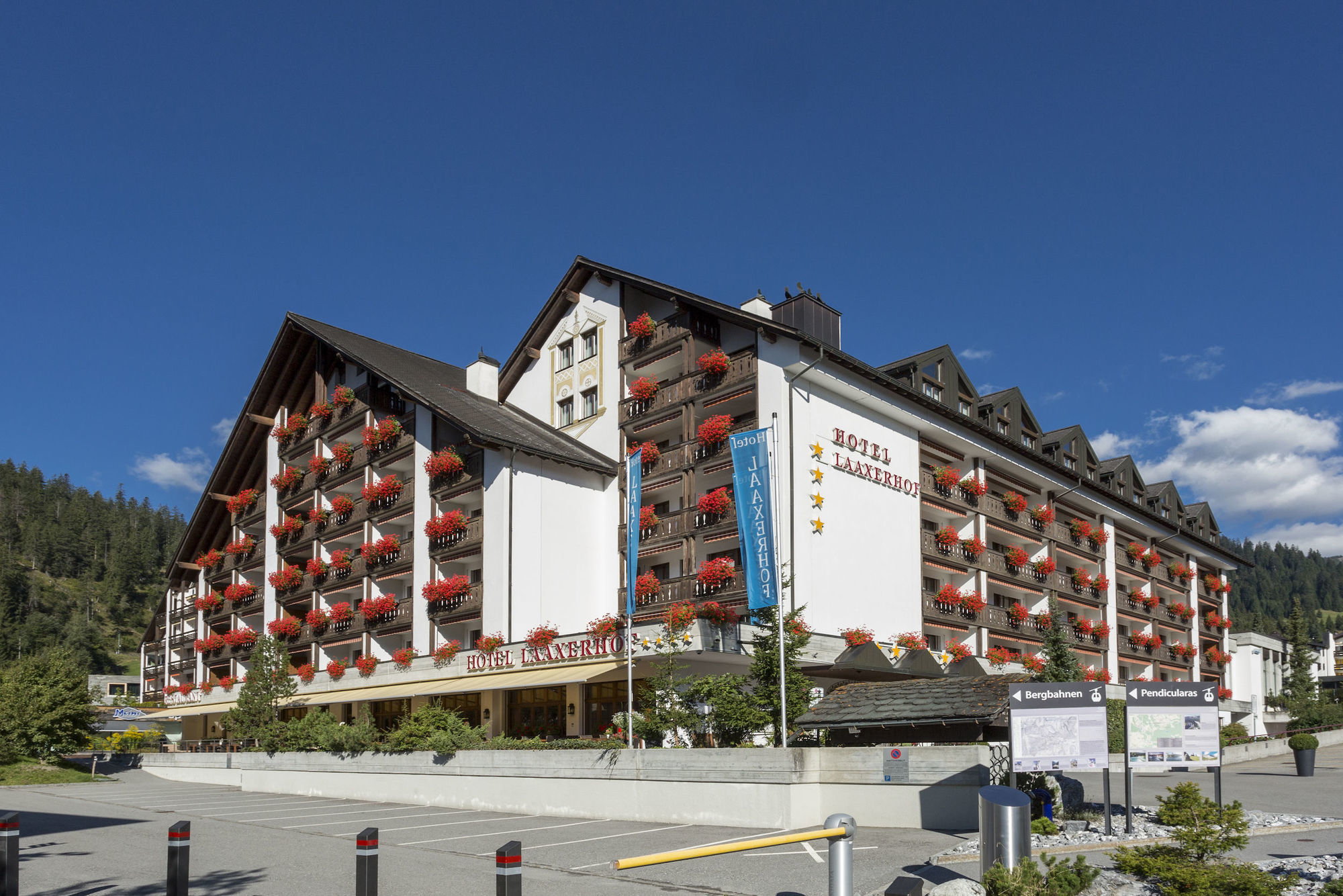 Hotel Laaxerhof Exterior photo